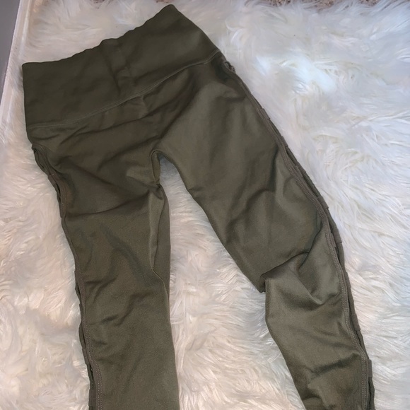 Forever 21 leggings - Picture 2 of 4